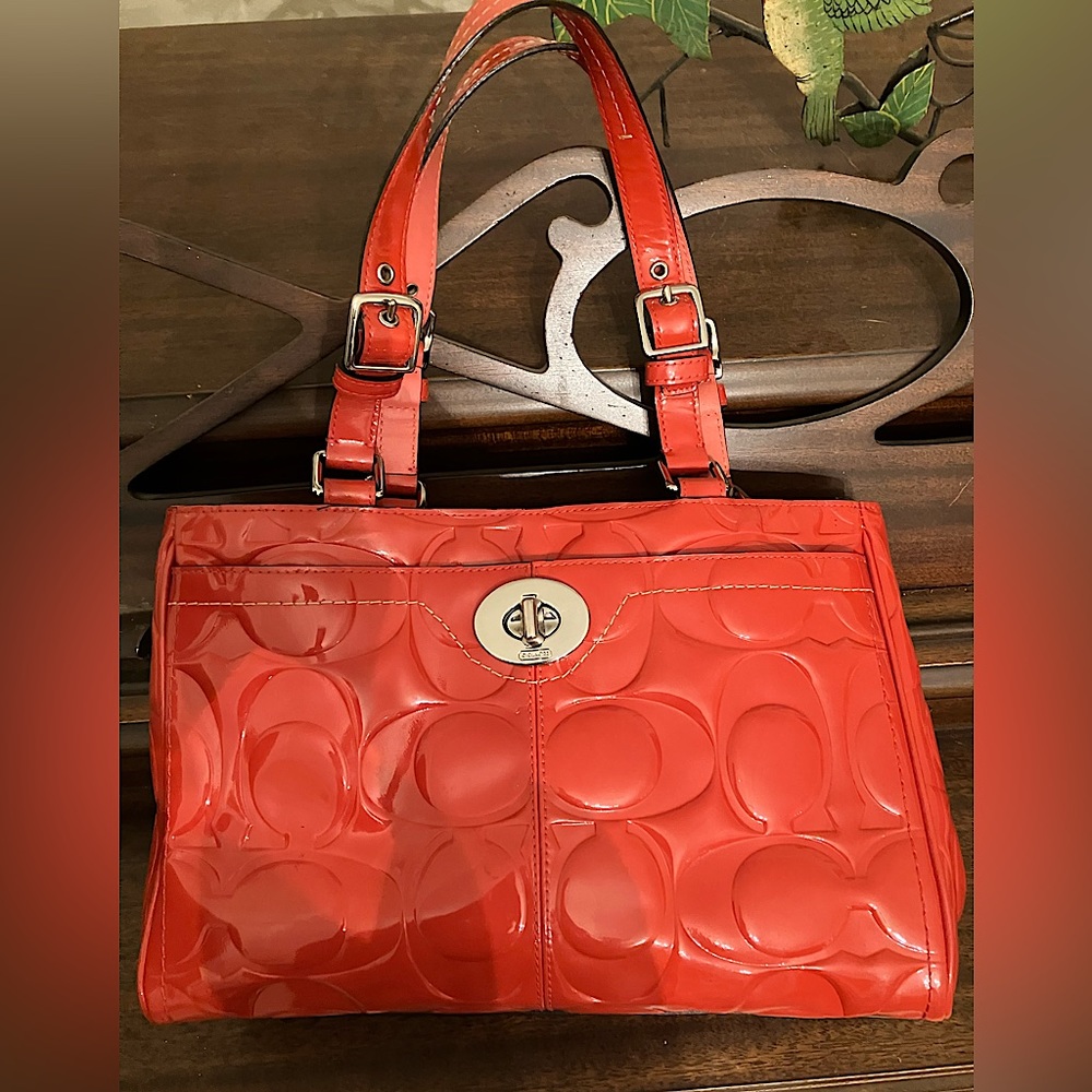 Beautiful vintage Coach quilted patent leather bag in rich orange shade